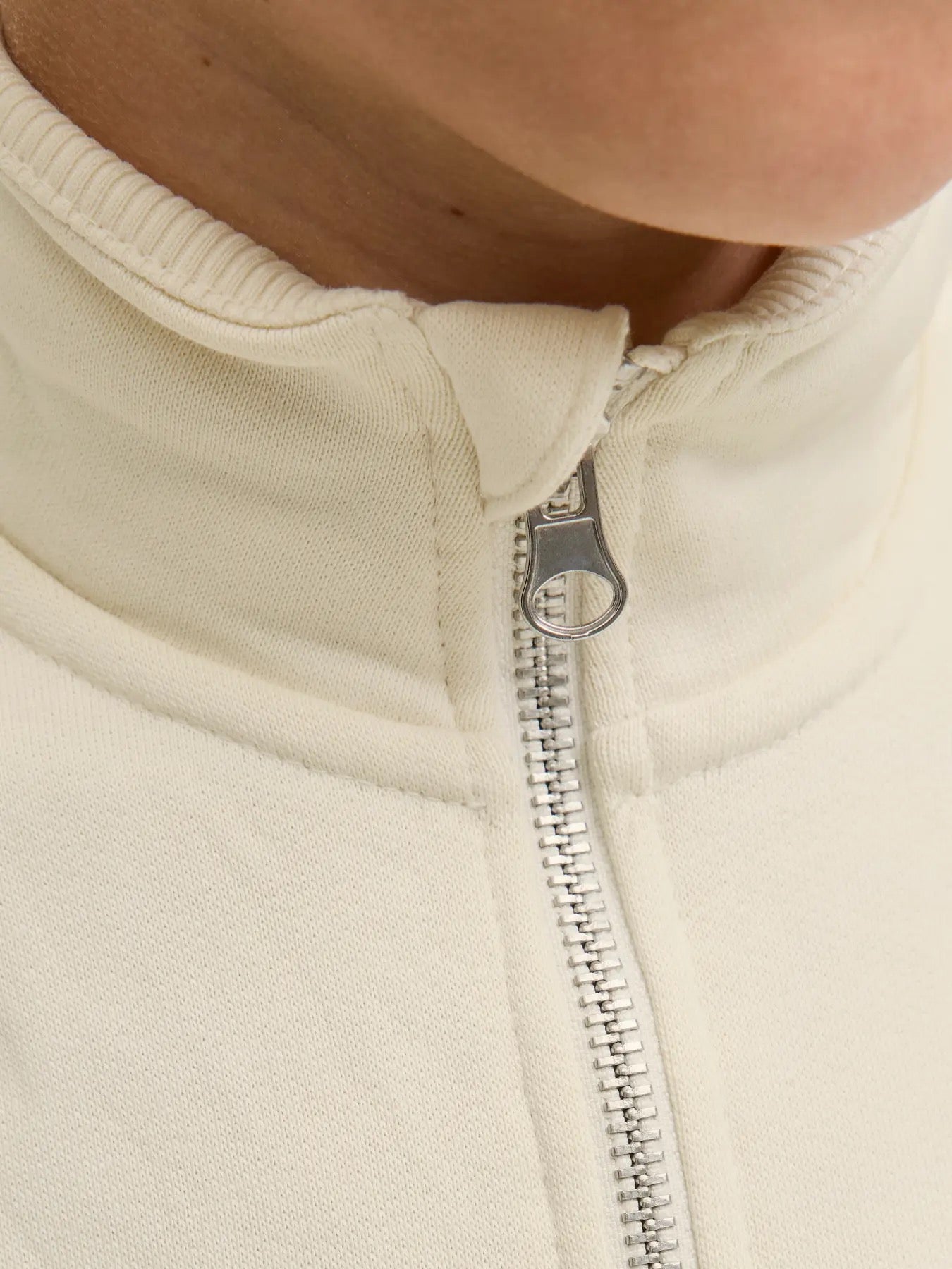 JORNORREBRO EMB SWEAT HIGH NECK